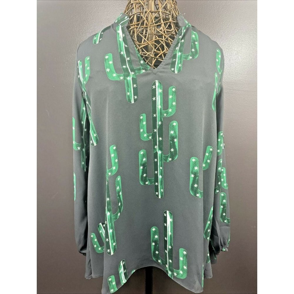 Izzy & Lola Small Long Balloon Sleeve Gray With Green Cactus Flowy Blouse